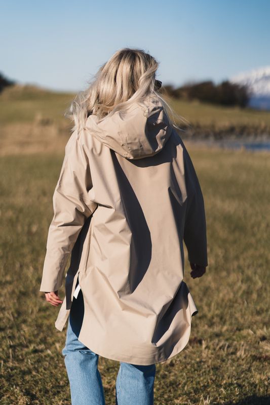 Aalesund Poncho Beige 