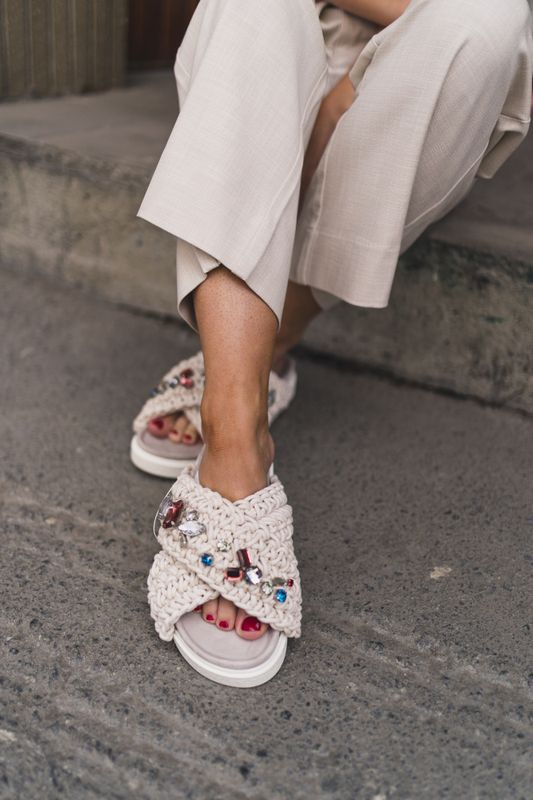 Woven Stones White 