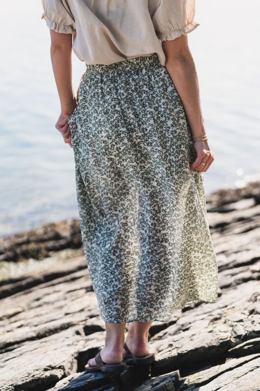 Seraphina HW Long Skirt Egret Flower 