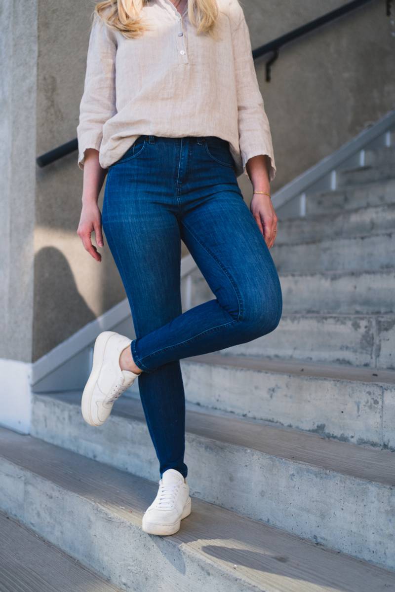 Lois - Celia Leia Teal Stone 