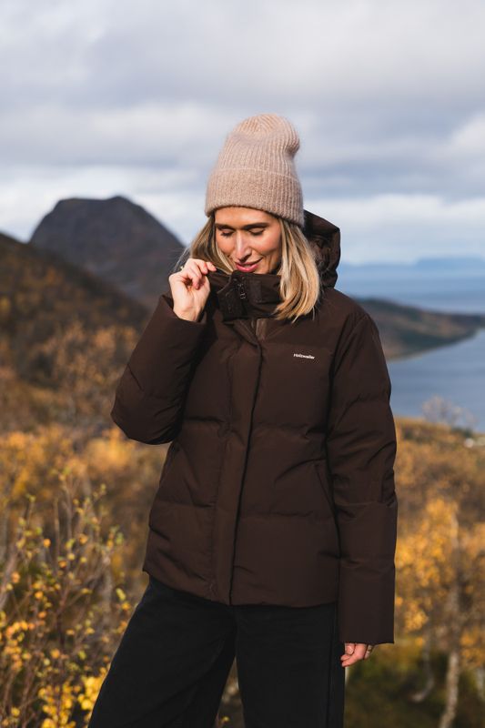 Besseggen Light Short Jacket Dark Brown 