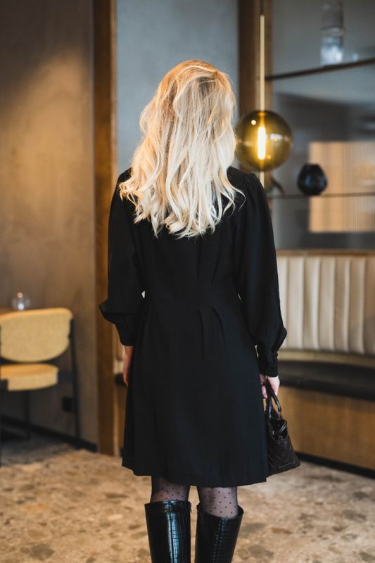 Elsa Asana Dress Black 