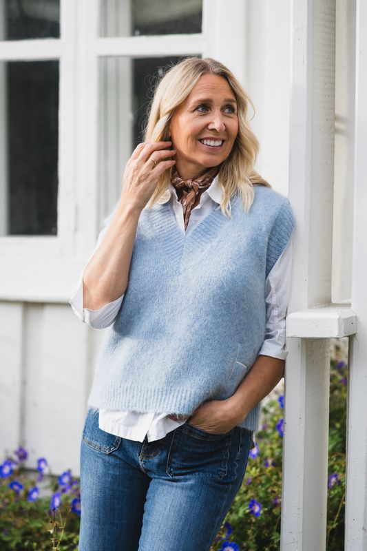Pernille Vest Skyway 