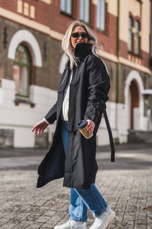Vik Coat Black 