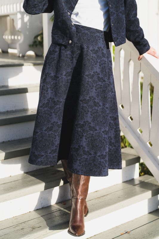 Brantley HW Skirt Sky Cap/ D Blues 