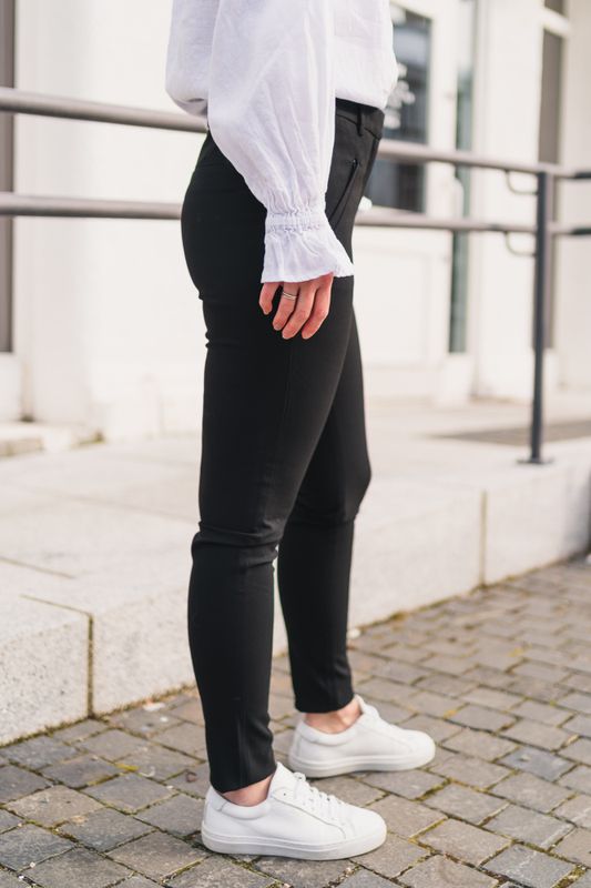 Angelie Pure 285 Black