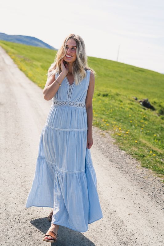 Anni LS Ankle Dress Skyway