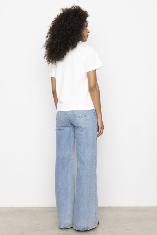 Ember Tee Offwhite 