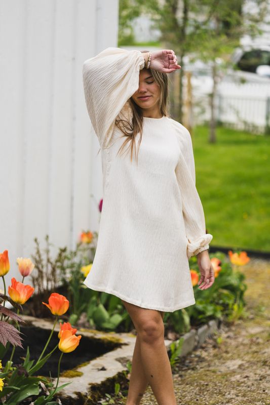 Valeria Crinkled Cream 