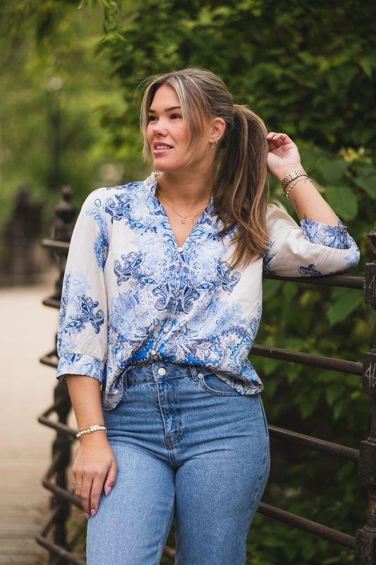 Roselle Artist Paisley Blouse Powder Blue