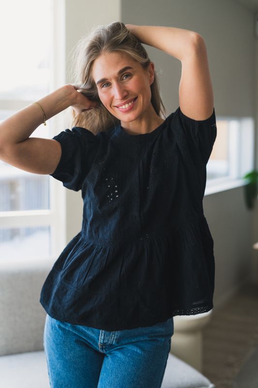 Carnita Blouse Black 