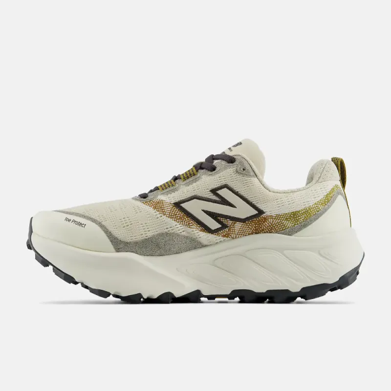 FreshFoam Hierro v9 Angora/Basil Oil 