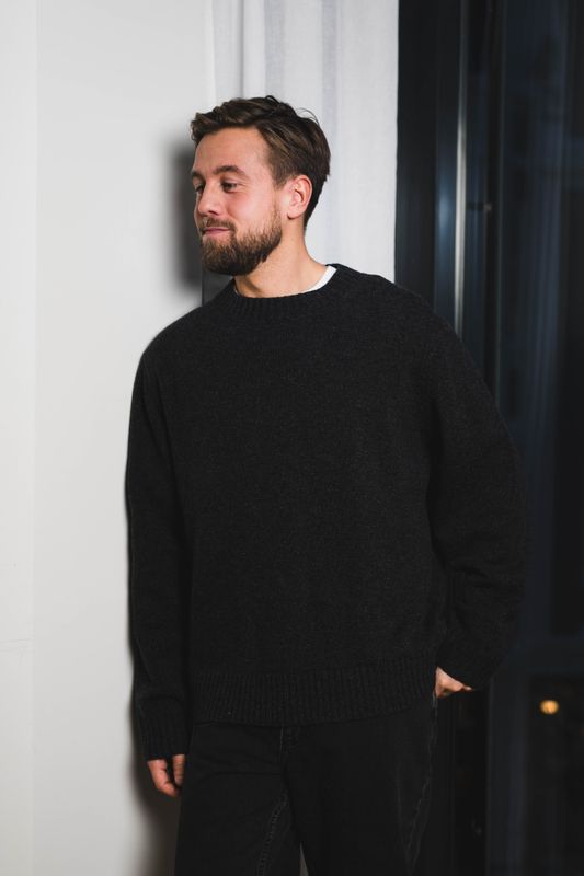 Holzweiler Fluffy Crew Dark Grey 