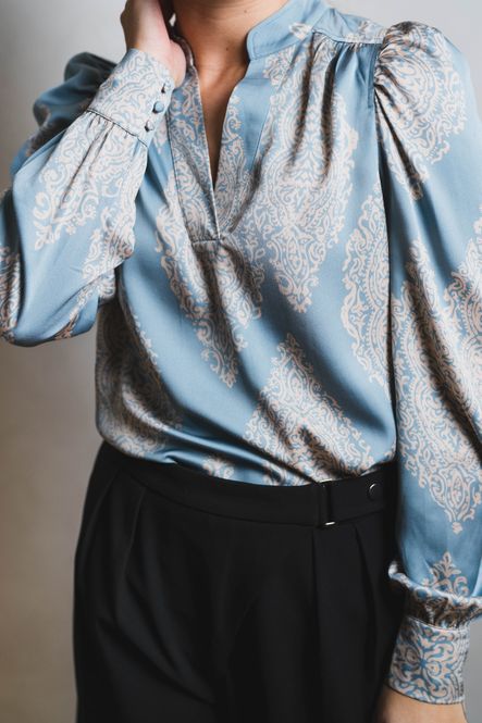 Hovedbilde Rosslyn Paisley Drop Blouse Dusty Blue 