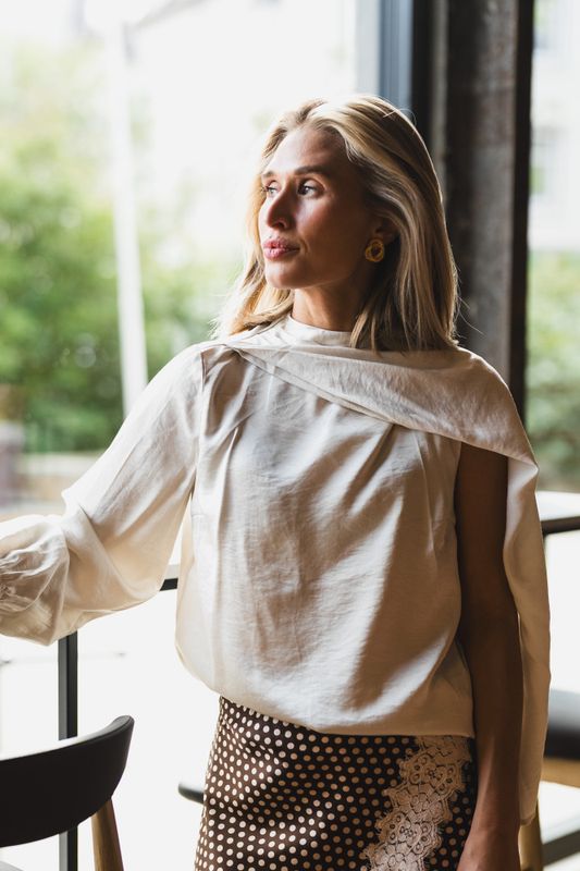 Idun Cape LS Blouse Offwhite 