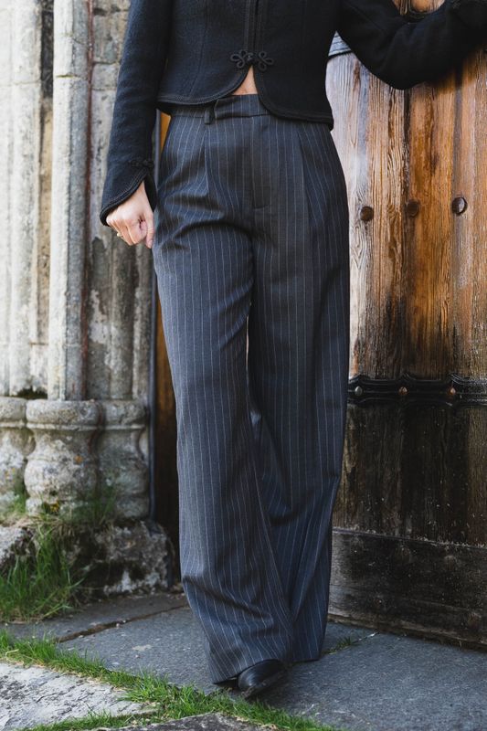 Billie Pinstripe Grey 