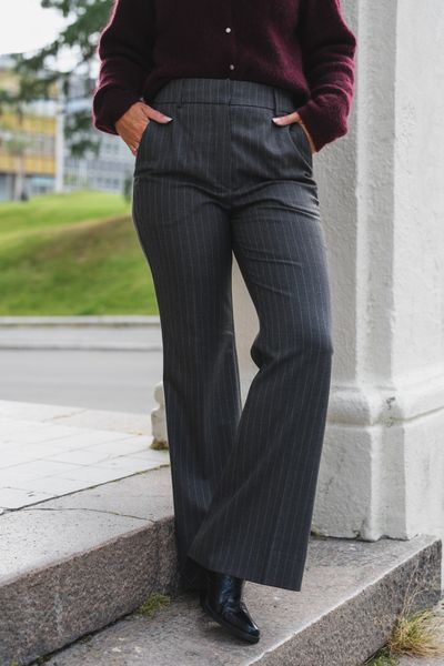 Hovedbilde Olivia Regular 226 Meteorite Pinstripe 