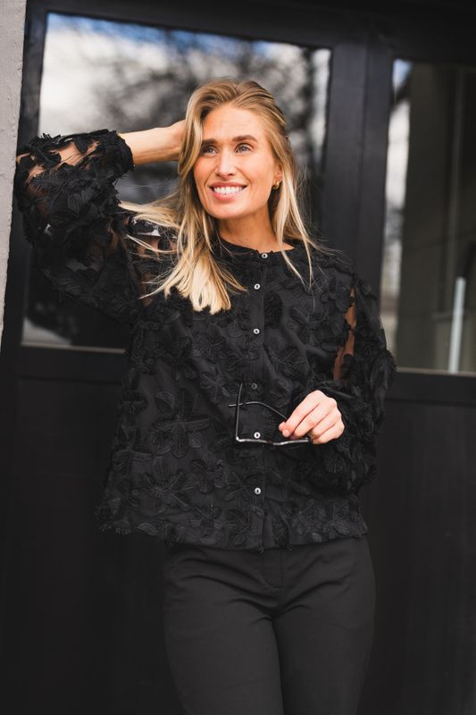 Karly LS Shirt Black 