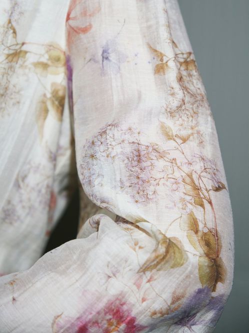 Hovedbilde Silfi Vintage Flower Dress Offwhite 