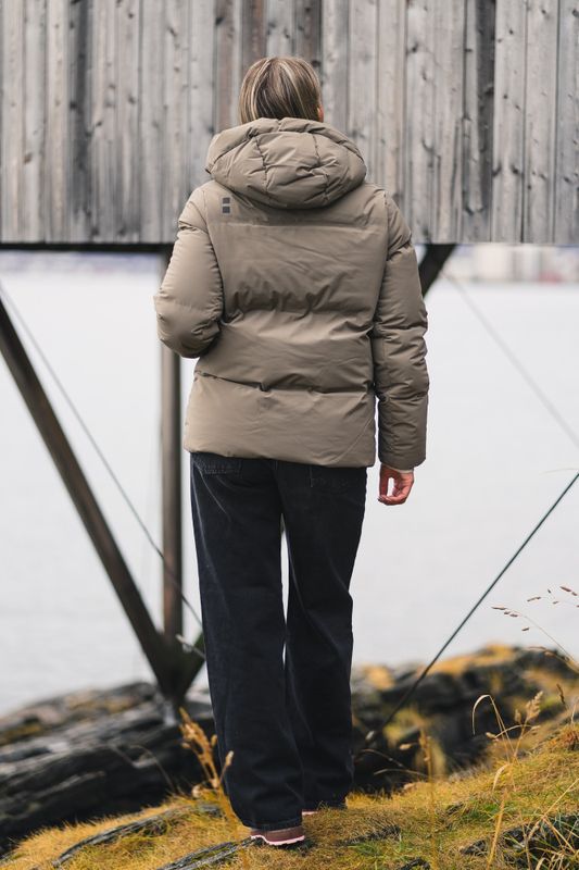 Halo Parka Dark Sand 