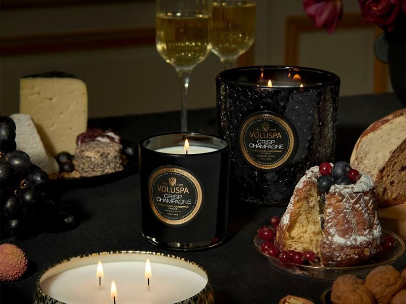 Maison Classic Boxed Candle Crisp Champagne 