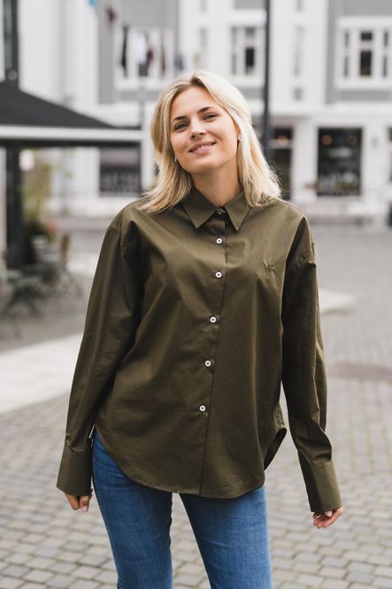 Hovedbilde Caryn Poplin Khaki Dark Forest
