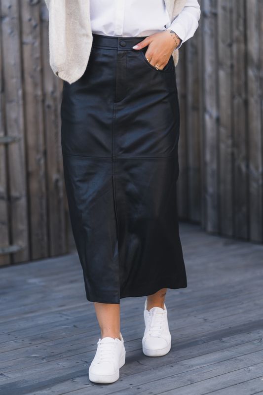Leigh Skirt Black