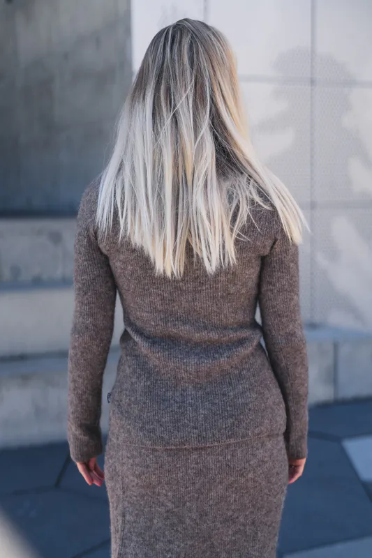 Iza Alpaca Cardigan Walnut 