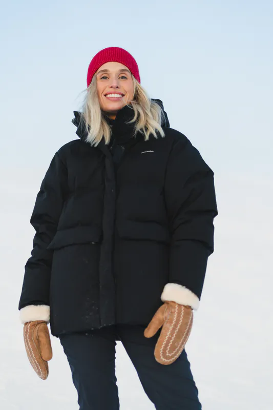 Besseggen Down Jacket Black 