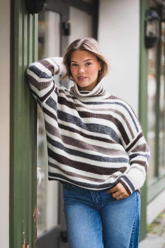 Stellar Offwhite/Brown 