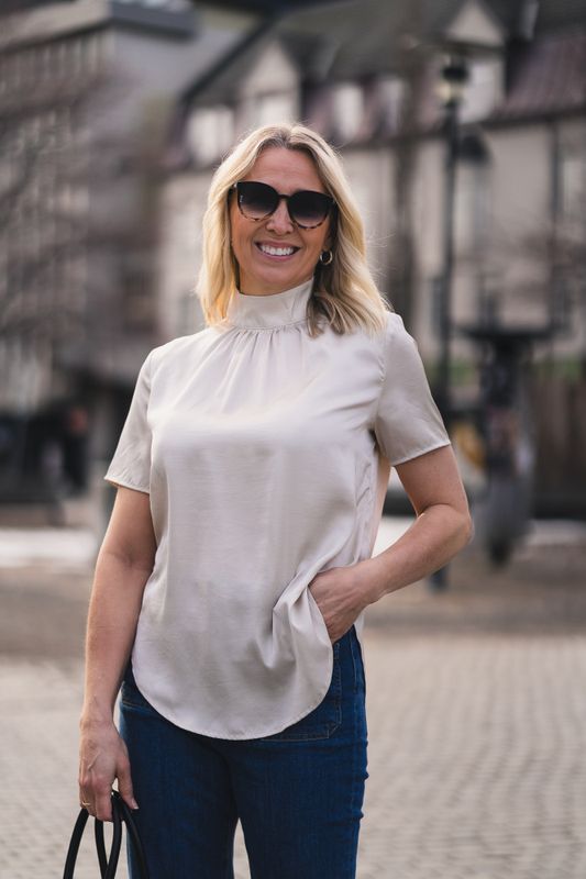 Satin Shortsleeve Blouse Offwhite 