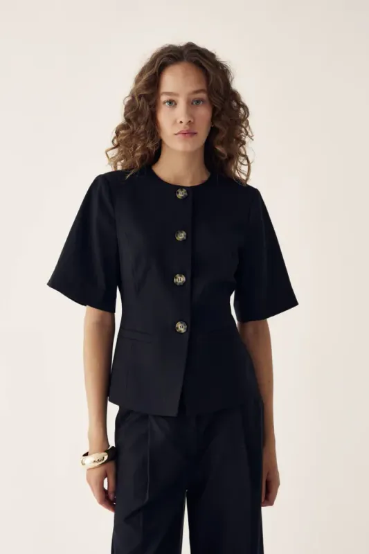 Kasaundra Blazer Black 