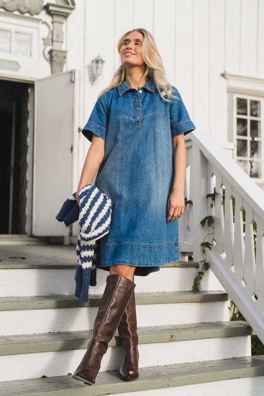 Turo Alena 2/4 Dress Mid Blue Wash 