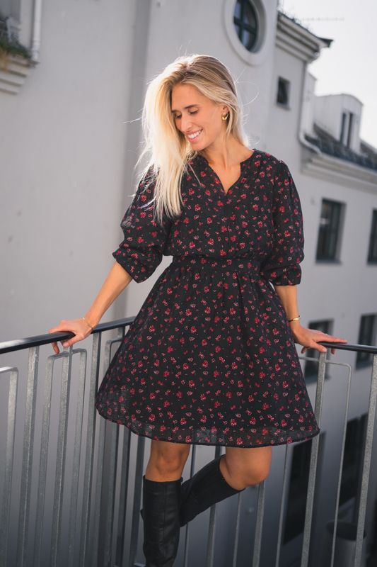 Nancy Dress Aop Syrah Flower