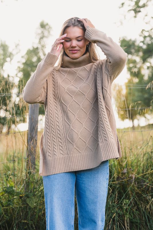Burne Knitted Cape Pale Camel 