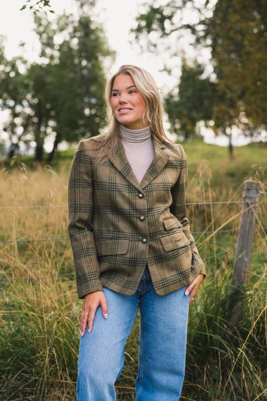 Carlby Tailored Jacket Dark Moss 