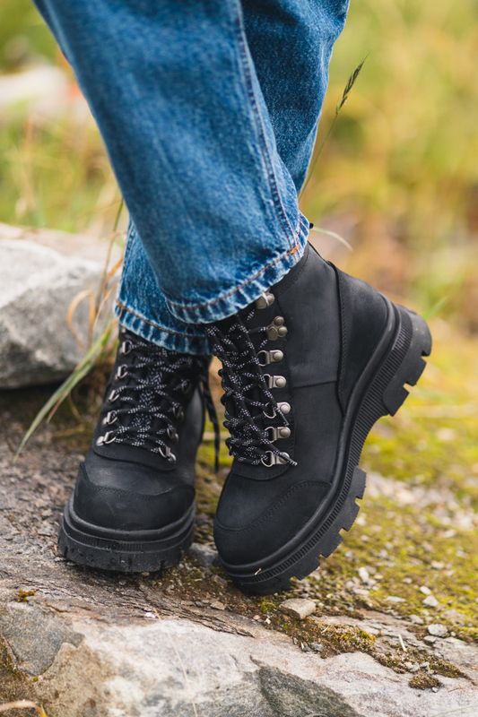 Hiking Boots New Black