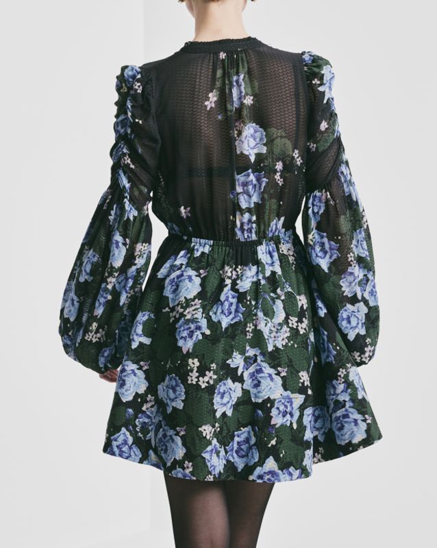 Georgette V-Neck Dress Amadora 