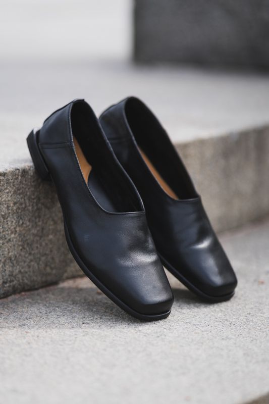 Saluna Flats 11399 Black 