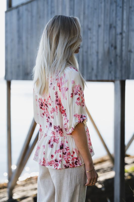 Azelia Blouse Pink Shadow Flower Print
