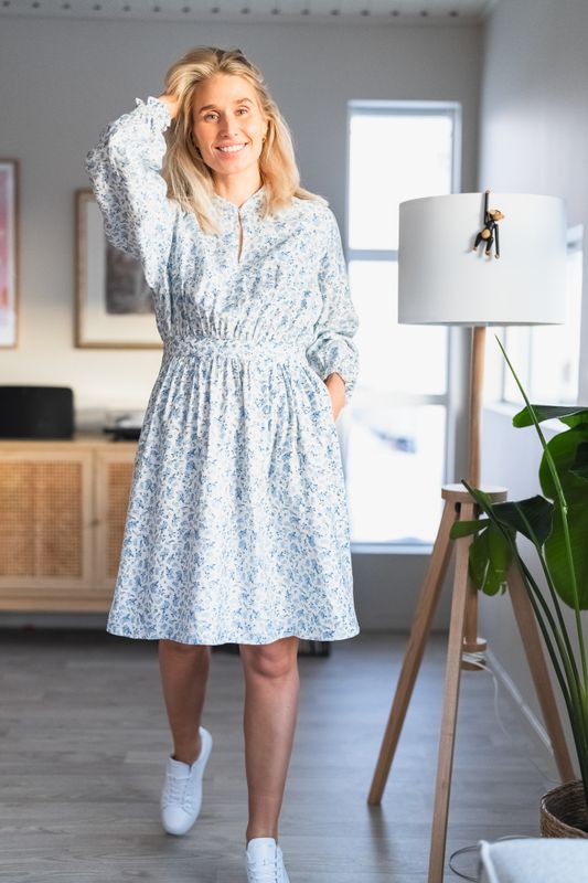 Cajsa Karalynn Dress Aop Skyway Flower