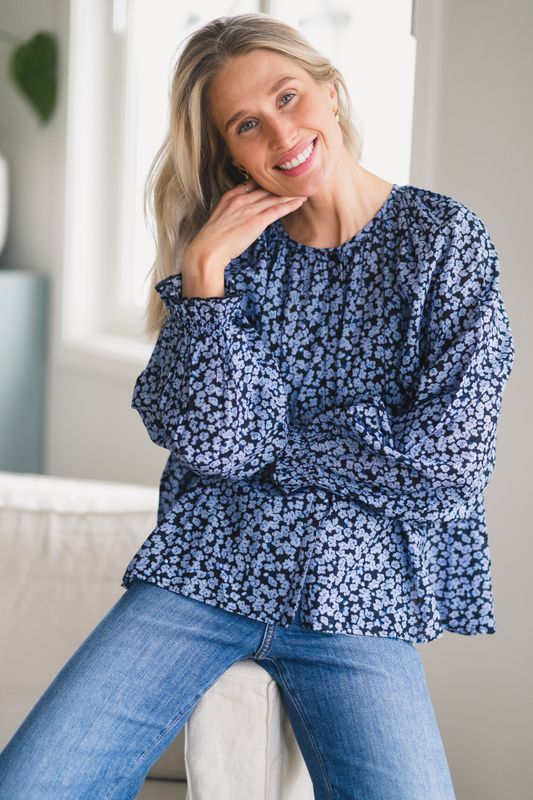 Ivon Retro Flower Black 