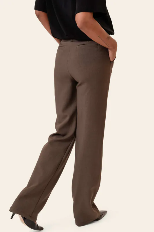 Signatureic Pants Dark Brown