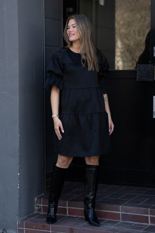 Vesta Dress Black 