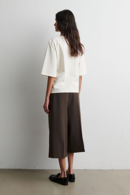 Arkai Drape Tee Eggnog 