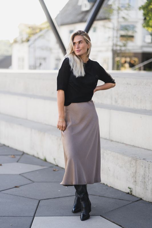 Bovary Skirt Dark Taupe
