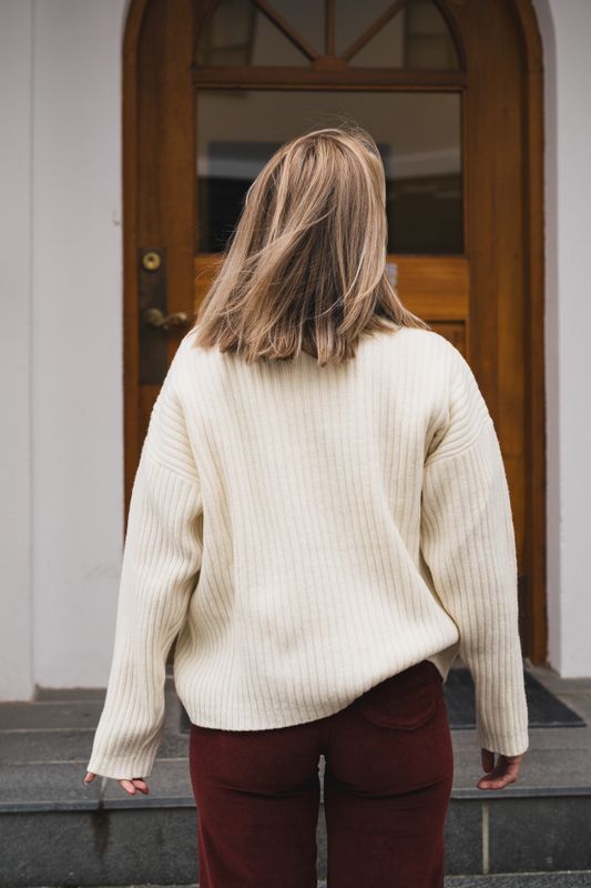 Alba Ribbed Turtleneck Ecu 