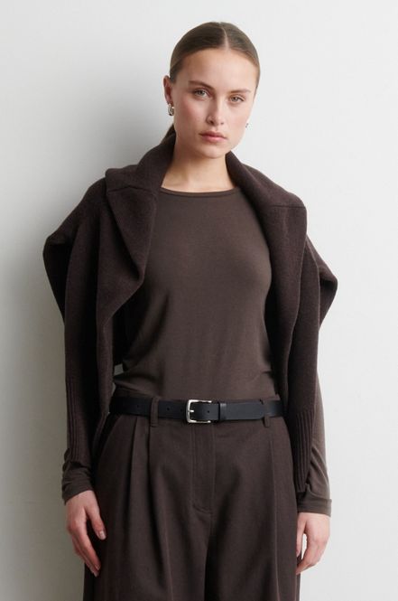 Hovedbilde Matima O-Neck Tee Dark Brown 