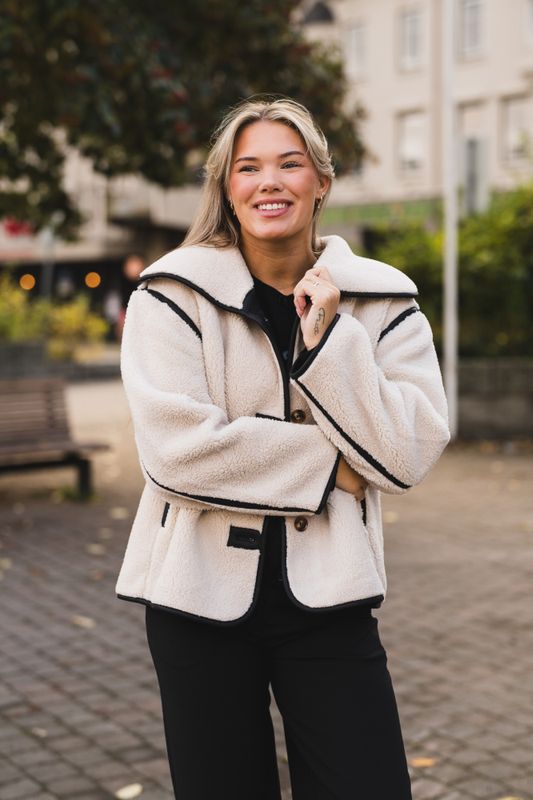 Edmund Teddy Jacket Ivory 