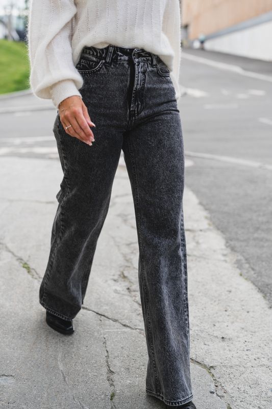 Reign Jeans Washed Black